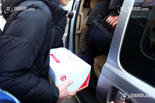 Химийн бодис тээвэрлэн явсныг хураан авчээ